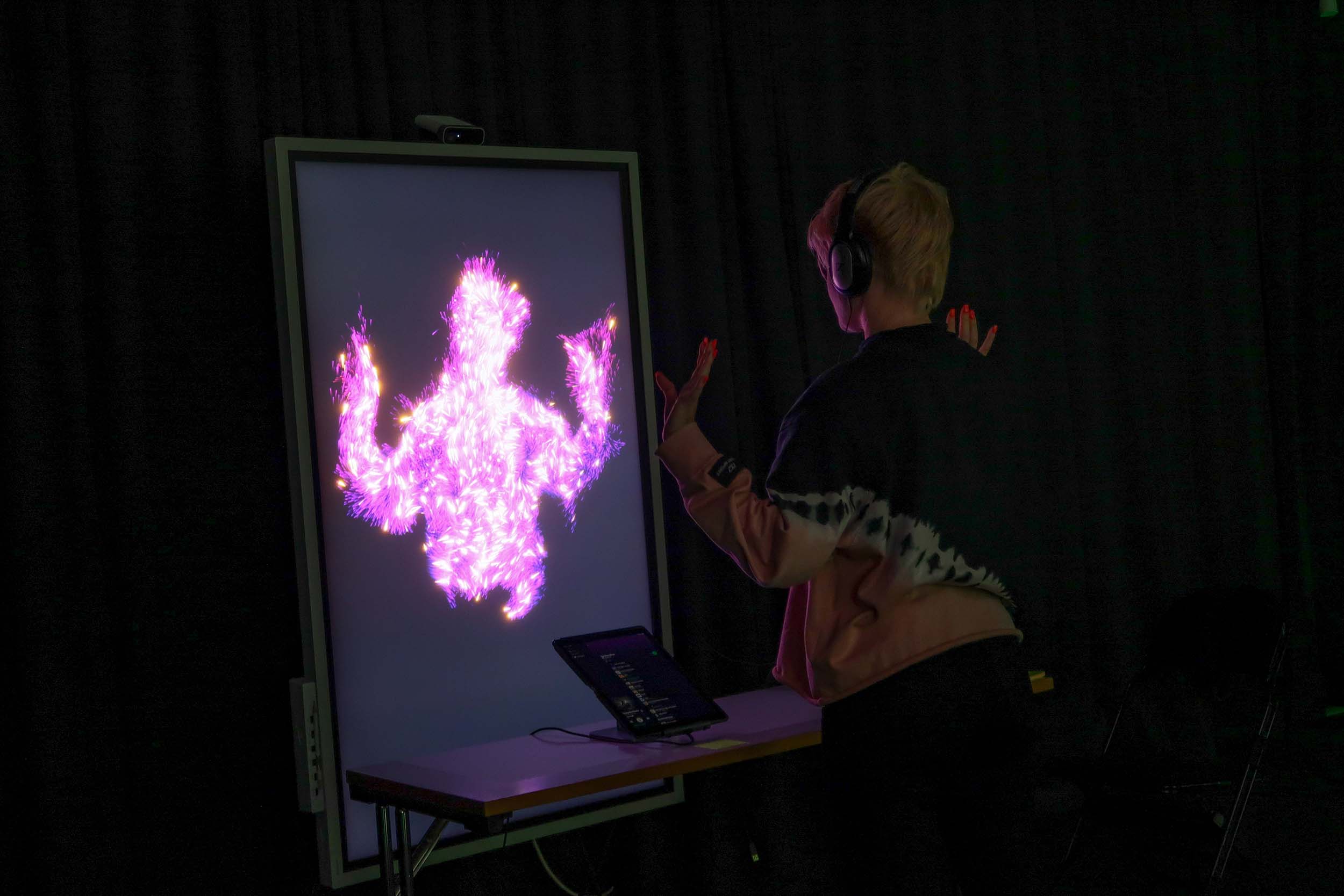Spectrum Mirror at Aalto Demo Day, photo 6